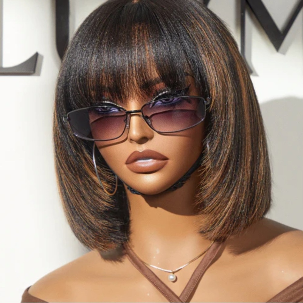 Undetectable Scalp Illusion Lace Front Bob Wig - Brown with Caramel Highlights - Picture 4 of 8